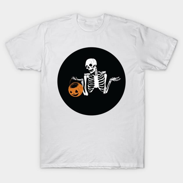 Halloween laughing skeleton & scary pumpkin I Holidays T-Shirt by Art by Ergate